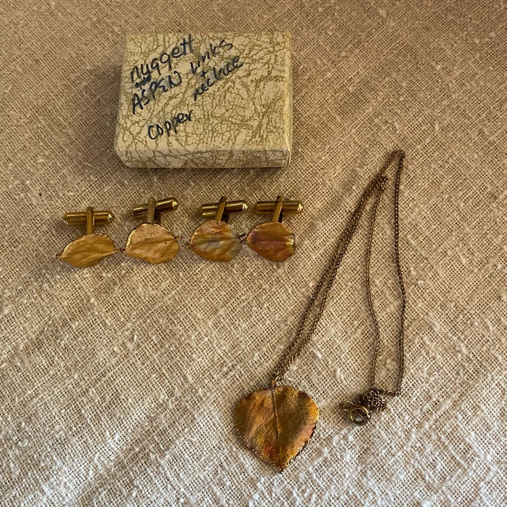 Cuff links and necklace